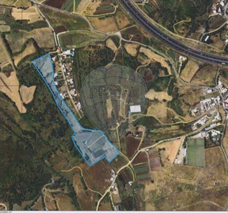  Land in Loures, Portugal No. 64997