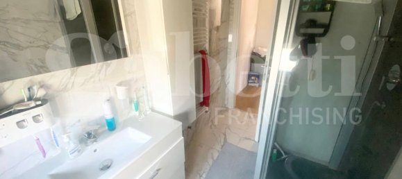 3 rooms Apartment in Assisi, Italy No. 168255 17