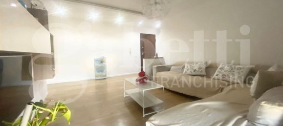 3 rooms Apartment in Assisi, Italy No. 168255 3