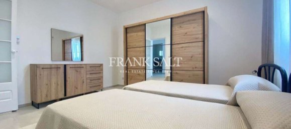 2 غرف نوم طابقين في Paola, Malta رقم 11100 13