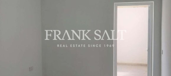 مكتب في Attard, Malta 60متر مربع رقم 12272 4