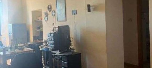  مرآب في Montecosaro, Italy 121متر مربع رقم 285173 2