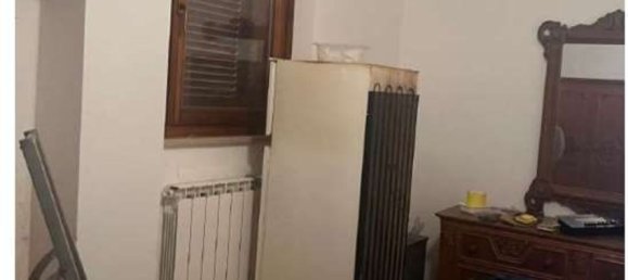  مرآب في Montecosaro, Italy 121متر مربع رقم 285173 11