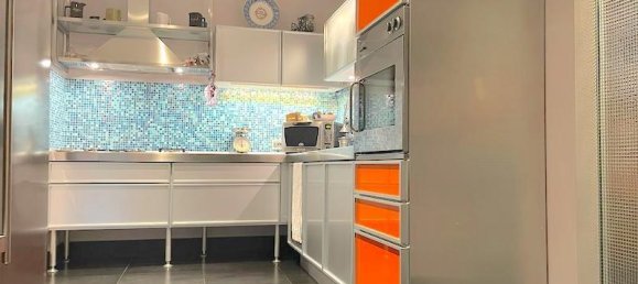 2 bedrooms Apartment in Livorno, Italy No. 129521 2