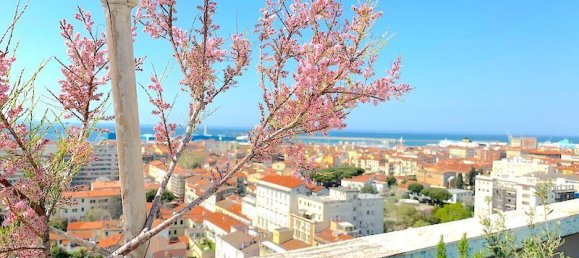 2 bedrooms Apartment in Livorno, Italy No. 129521 14