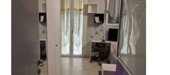 3 rooms Apartment in Florence, Italy No. 190749 3