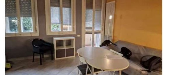 3 rooms Apartment in Florence, Italy No. 190749 2