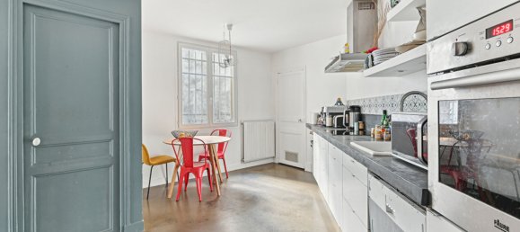 2 bedrooms Apartment in Paris, France No. 108219 8