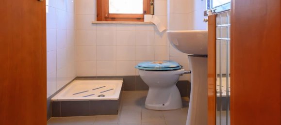 Apartamento T2 em Ardea, Italy N.º 323040 26