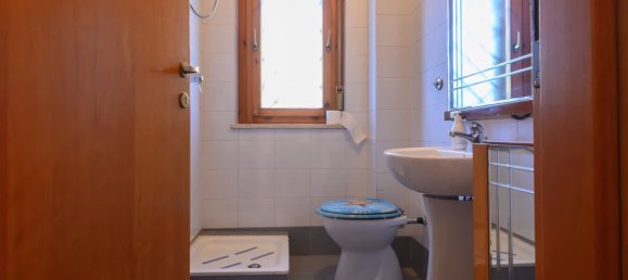 Apartamento T2 em Ardea, Italy N.º 323040 24