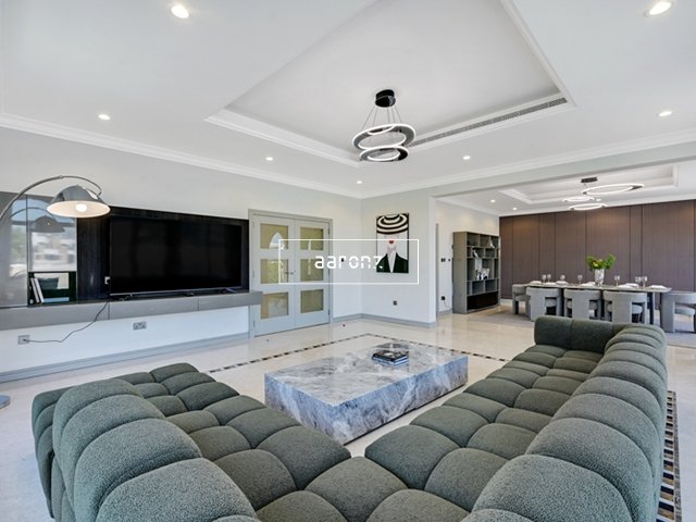 Вилла с 5 спальнями в Пальма Джумейра, ОАЭ № 67958