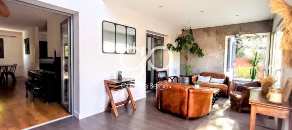 5 bedrooms Villa in Saint-Bres, France No. 294456 4