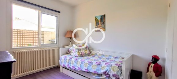 5 bedrooms Villa in Saint-Bres, France No. 294456 12