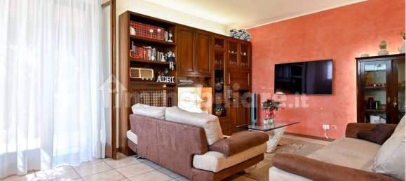 3 Schlafzimmer Haus in Romano di Lombardia, Italy, Nr. 273296 10