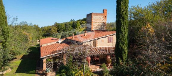 10 rooms House in Trequanda, Italy No. 176134 3