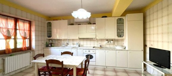 3 غرف نوم فيلا في Colle San Magno, Italy رقم 55592 12