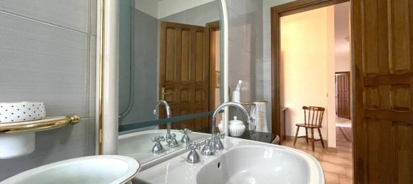 3 غرف نوم فيلا في Colle San Magno, Italy رقم 55592 31