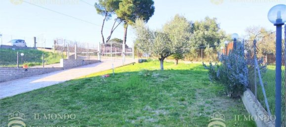 Villa de 2 dormitorios en Palombara Sabina, Italy No. 28429 3