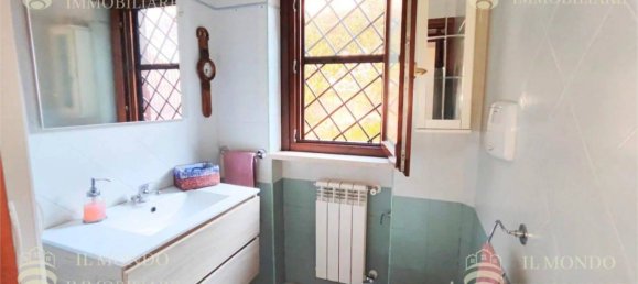 Villa de 2 dormitorios en Palombara Sabina, Italy No. 28429 28