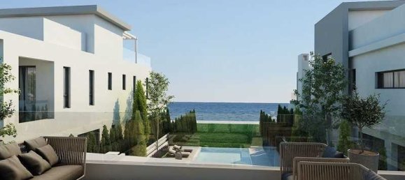 6 bedrooms House in Pervolia, Cyprus No. 10655 5