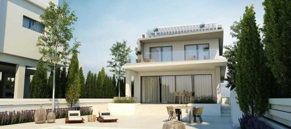 6 bedrooms House in Pervolia, Cyprus No. 10655 8