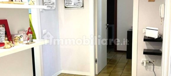Apartamento de 2 dormitorios en Busto Arsizio, Italy No. 343463 4