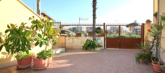 3 rooms Apartment in Ladispoli, Italy No. 96244 23
