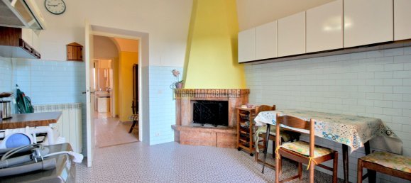 3 rooms Apartment in Ladispoli, Italy No. 96244 8