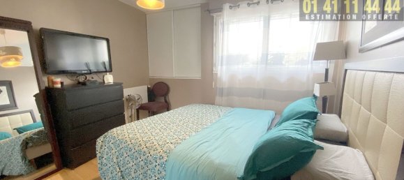 Apartamento de 3 dormitorios en Asnieres-sur-Seine, France No. 182294 9