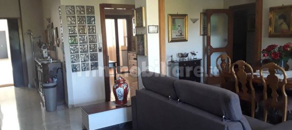 3 Schlafzimmer Wohnung in Sarno, Italy, Nr. 262746 9