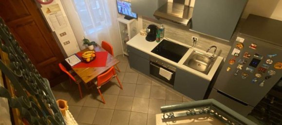 Estudio en Campi Bisenzio, Italy No. 89507 10