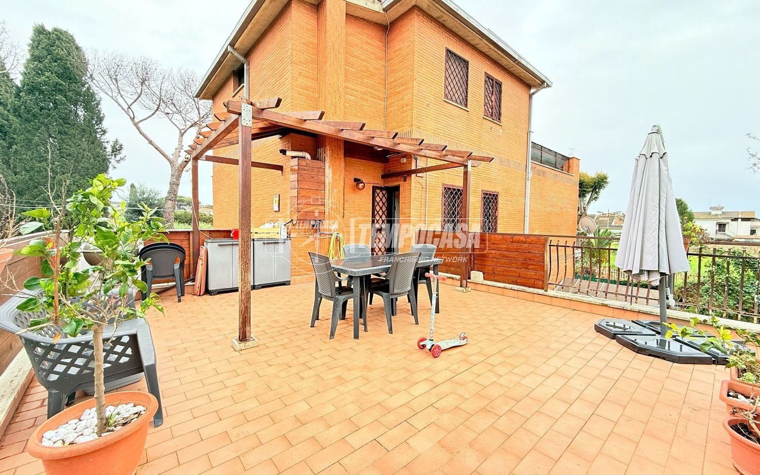 Apartamento de 4 divisões em Rome, Italy N.º 53074