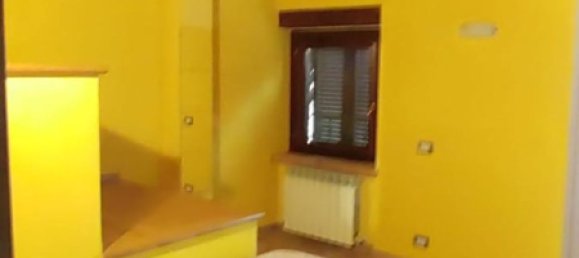 3 rooms Apartment in Montecassiano, Italy No. 184451 2