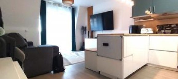 Квартира с 2 спальнями в Ле Блан-Мениль, Франция № 300240 2