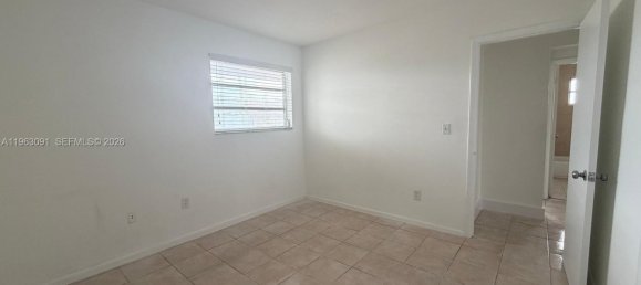 4 chambres villa à louer à Miami, Miami-Dade, Florida, USA № 614464 21