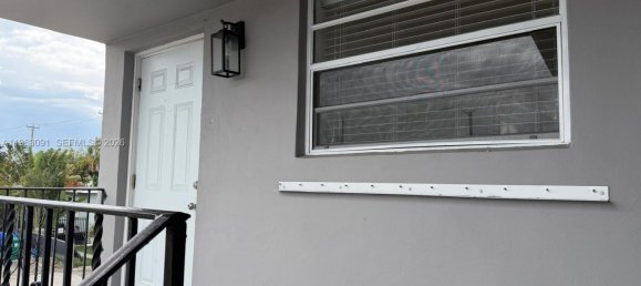 4 chambres villa à louer à Miami, Miami-Dade, Florida, USA № 614464 5