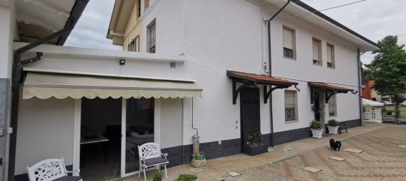 5 rooms Apartment in Sant'Agata Bolognese, Italy No. 69060 2