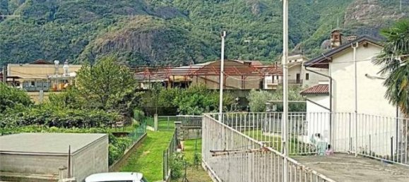 Casa de 5 habitaciónes en Donnas, Italy No. 35291 13