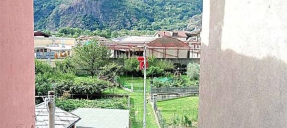 Casa de 5 habitaciónes en Donnas, Italy No. 35291 12