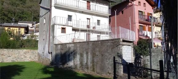 Casa de 5 habitaciónes en Donnas, Italy No. 35291 22