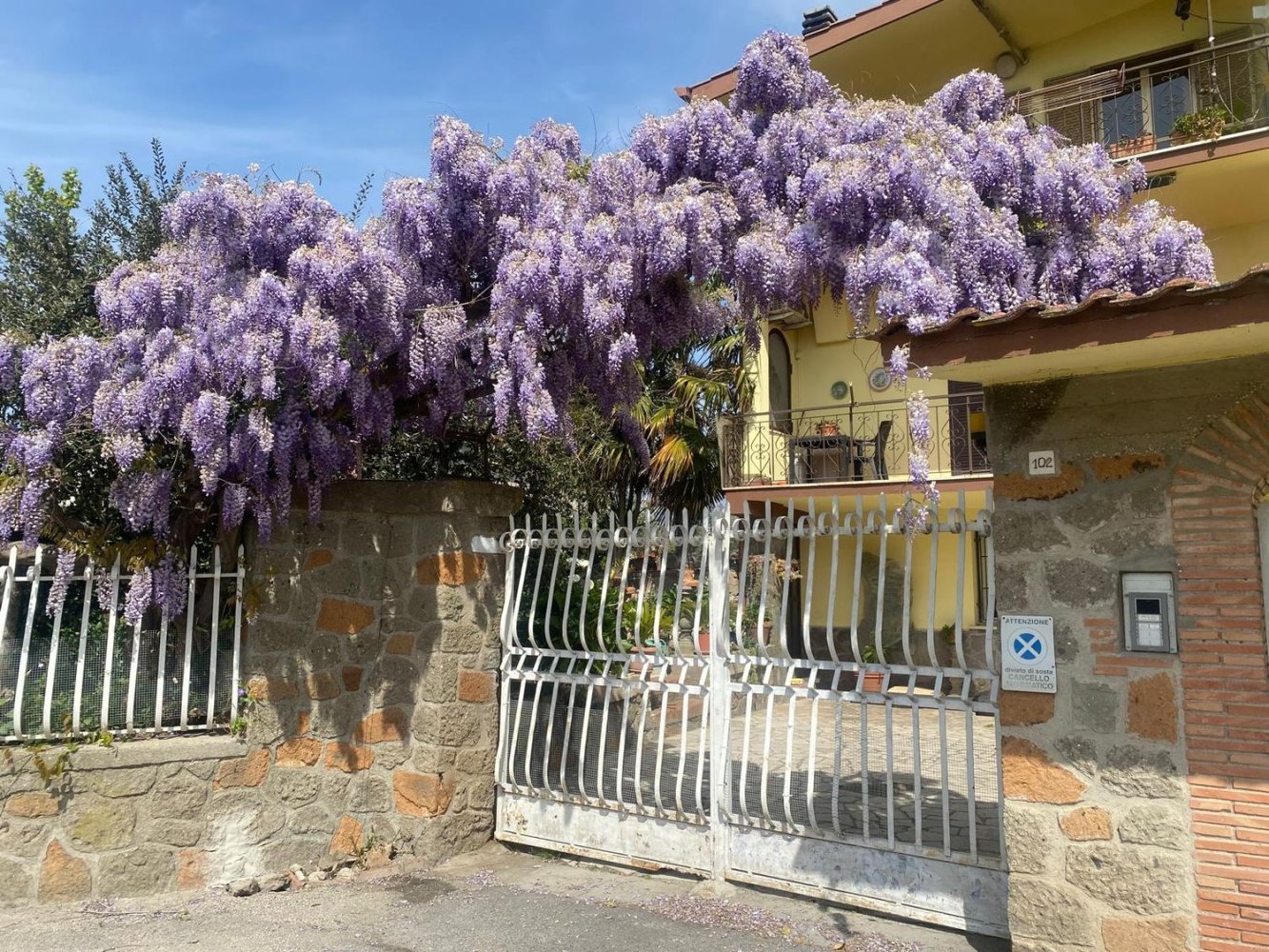 4 rooms Apartment in Marino, Italy No. 218824