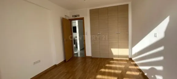 1 bedroom Apartment in Agios Tychonas, Cyprus No. 1385 6