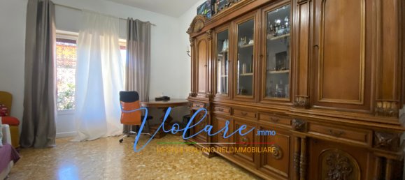 2 chambres Appartement à Rome, Italy No. 71442 4