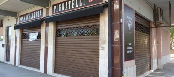 2 rooms Commercial property in Termoli, Italy No. 31205 8