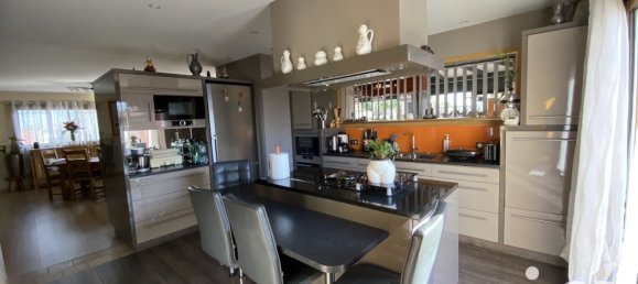 Casa T2 em Chateau-Thebaud, France N.º 99155 4