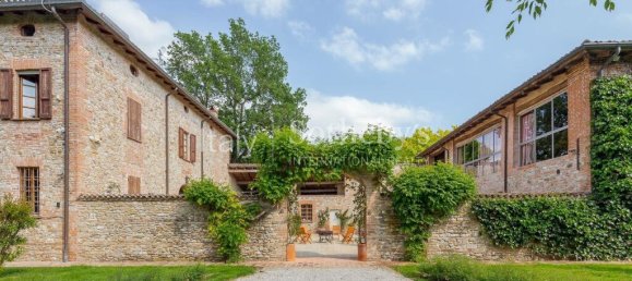 10 غرف نوم فيلا في Agazzano, Italy رقم 8487 2