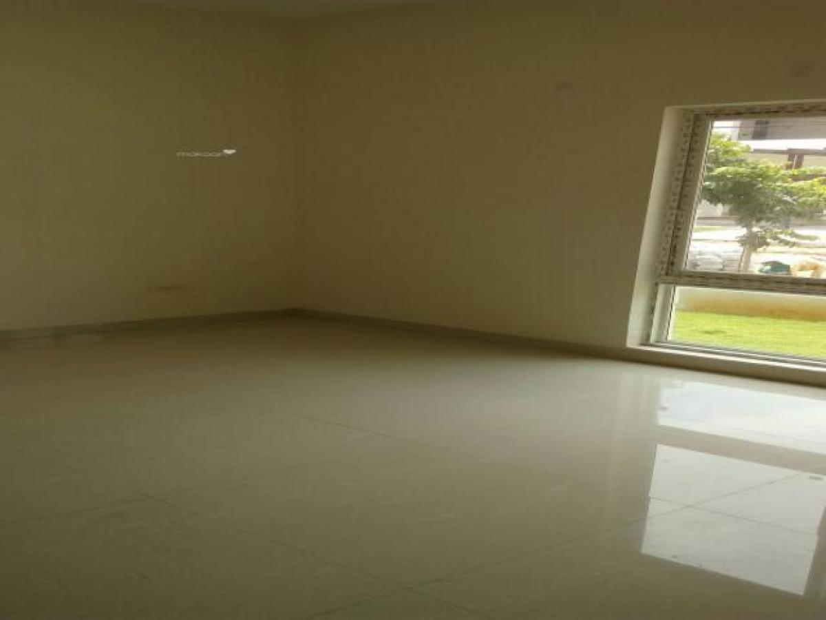 3 bedrooms House in Hyderabad, India No. 43885