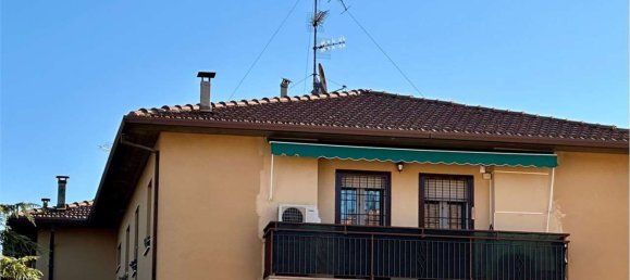 4 rooms Apartment in Imola, Italy No. 10937 48