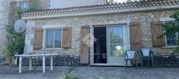 Вилла с 6 комнатами в Казалвиери, Италия № 155934 3