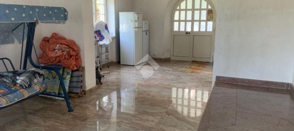 Вилла с 6 комнатами в Казалвиери, Италия № 155934 7